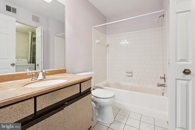 Building Photo - 9370 Caspian Way