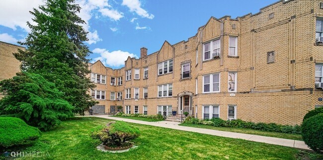 Primary Photo - 2419 N Oak Park Ave
