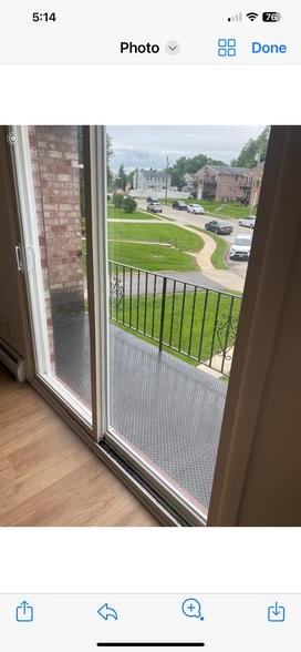 Building Photo - 835 Garrett Ln