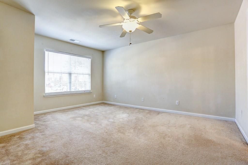 Building Photo - 5624 Moresby Ct