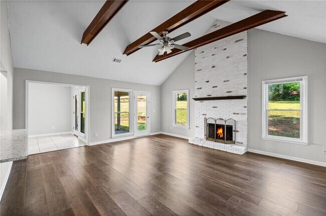 Building Photo - 1194 Meadow Oaks Dr NW