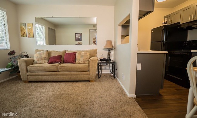 Building Photo - 820 W Timber Creek Way