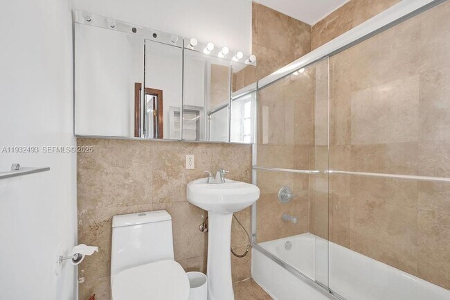 Building Photo - 1512 Pennsylvania Ave