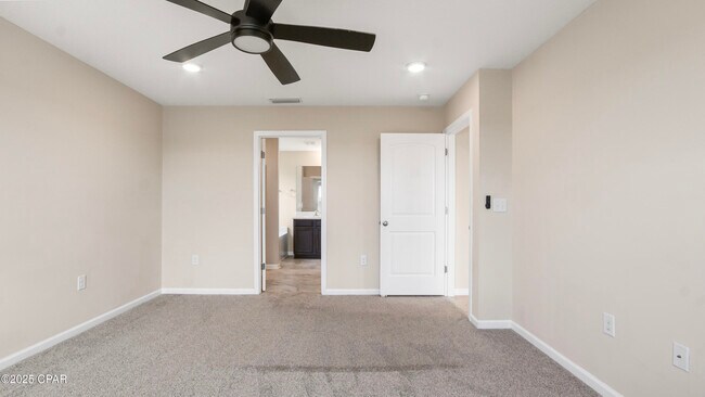 Building Photo - 7115 Shimano Way