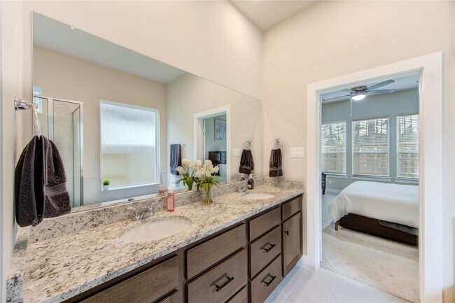 Building Photo - 296 Mallorn Ln