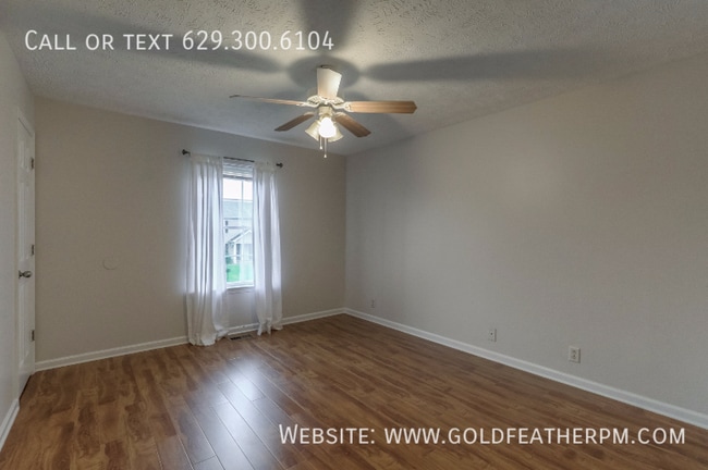 Building Photo - 1363 Benley St