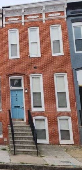 Building Photo - 1346 N Carey St