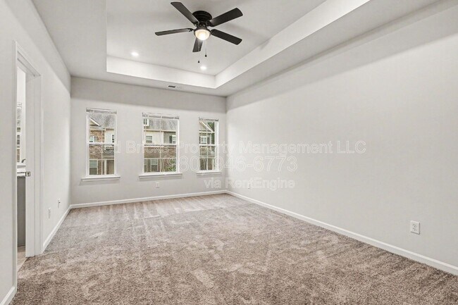 Building Photo - 8009 Whitegrove Rd