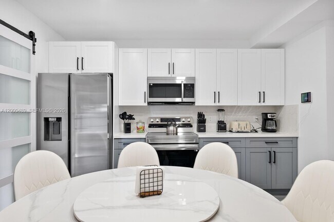 Building Photo - 11730 NW 3rd Ave