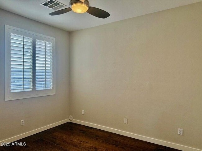 Building Photo - 191 W Beechnut Pl