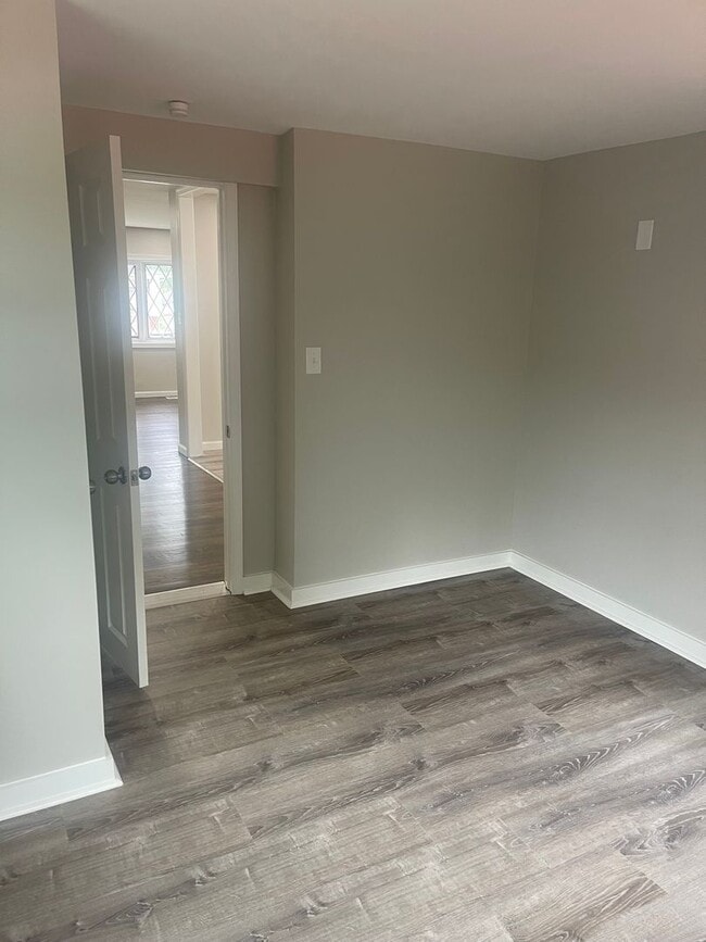 Building Photo - 4803 Paulson Dr