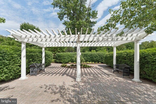 Building Photo - 12810 Falcon Wood Pl