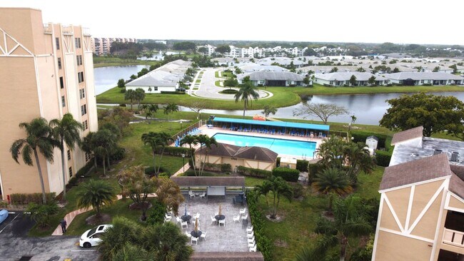 Building Photo - 14307 Bedford Dr