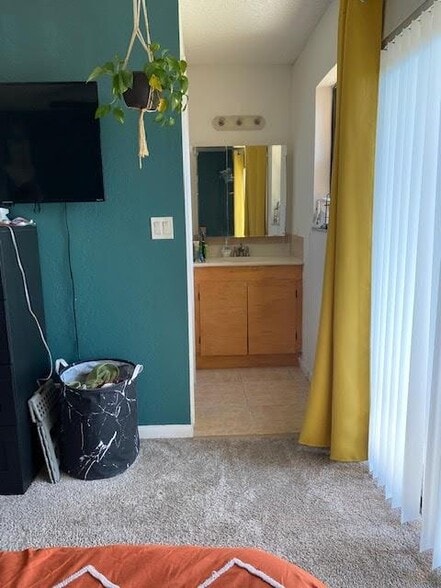 Building Photo - 10315 NW 33rd St