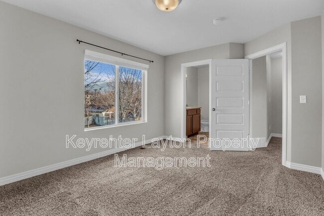 Building Photo - 826 W 1600 S