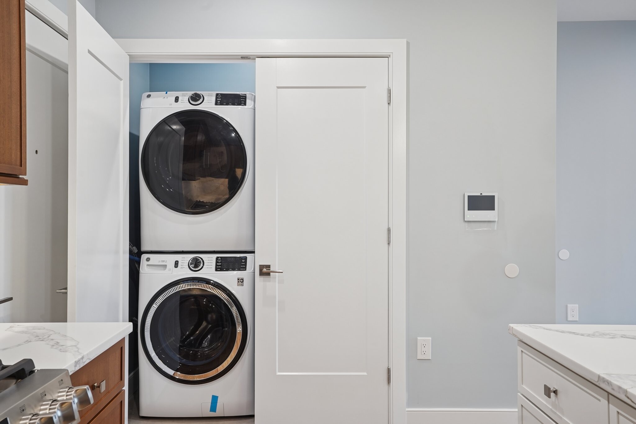 Laundry - 106 Montgomery St