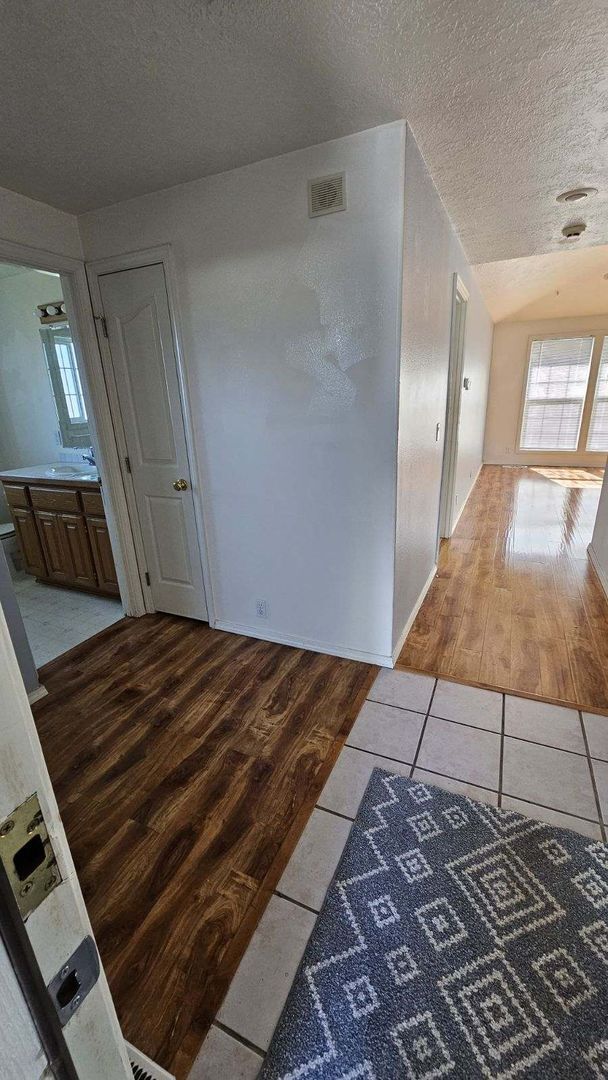 Building Photo - 116-01 CFLP