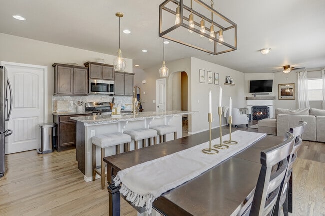 Building Photo - 7143 Jagged Rock Cir