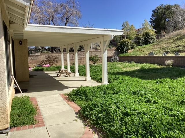 Building Photo - 4660 Grandview Dr