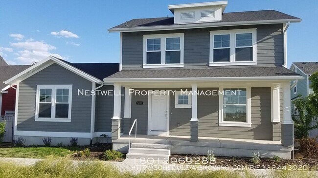 Primary Photo - Light and Bright Daybreak 4 Bedroom