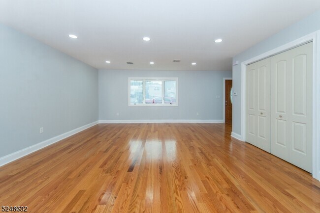 Building Photo - 42 Haverhill Ave