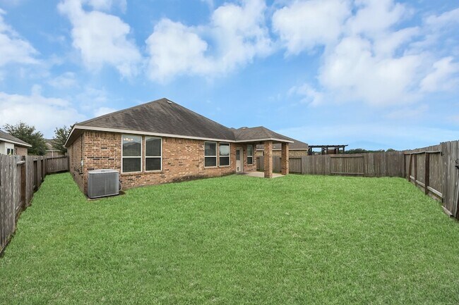 Building Photo - 3058 Winterberry Ln