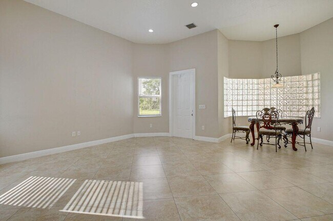 Building Photo - 14094 43rd Rd N