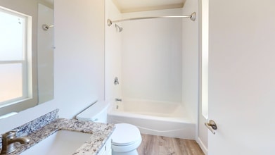 Building Photo - Gorgeous Modern Townhome, easy access to freeway & UCSC, downtown & beaches - OPEN HOUSE 12/6, 11...