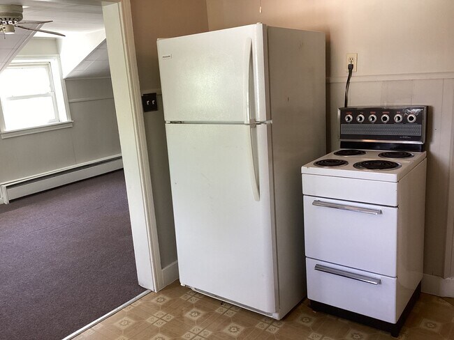 Building Photo - 15371 Church St