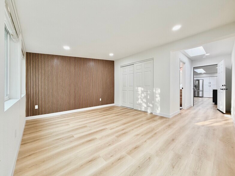 Building Photo - 12611 SE 160th St