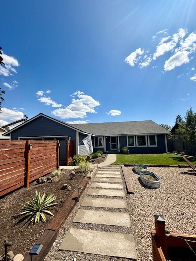 Building Photo - Serene Remodeled 4 Bedroom on Large Lot w/...
