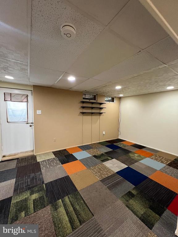Building Photo - 40 Bon Oak Ct