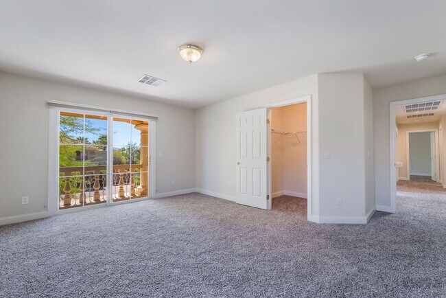 Building Photo - Beautiful Three Story, Five Bedroom Home w...