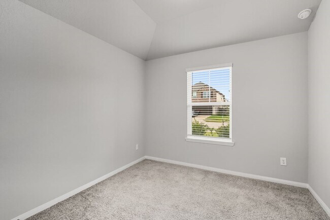Building Photo - 7222 Melrose Ln