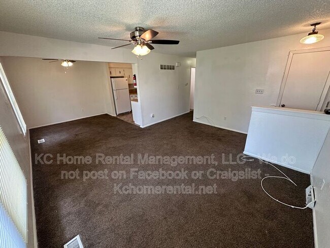 Building Photo - 4028 E 123 Terrace