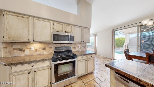 Building Photo - 14746 N 97th St