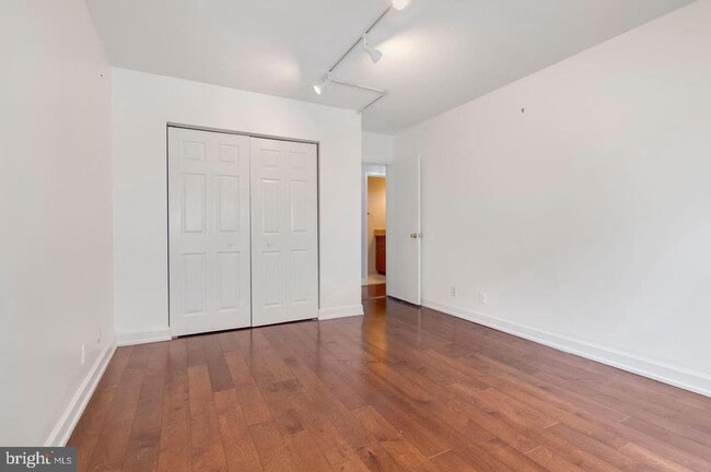 Building Photo - 4515 Willard Ave