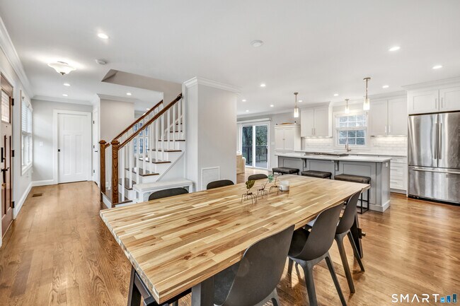 Building Photo - 44 Morehouse Hwy