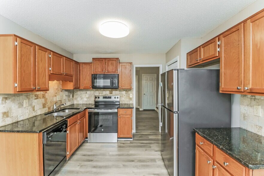 Building Photo - 5039 Mickleton Way