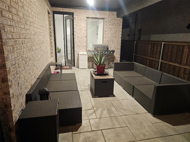 Building Photo - 1428 Huckleberry St