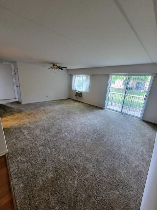 Building Photo - 1120 S Lorraine Rd