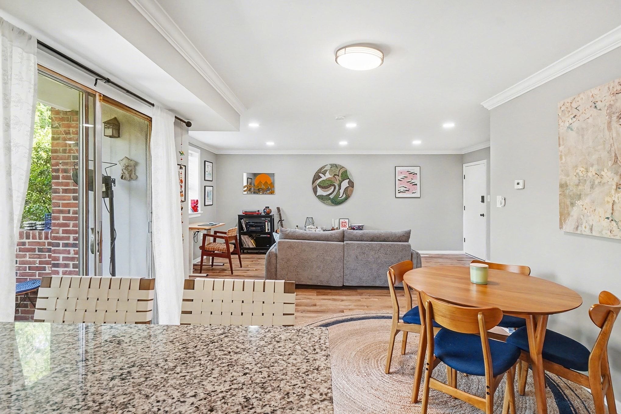 Building Photo - 333 Homeland Southway