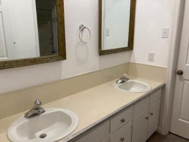 Building Photo - Call Sabrina Thomas at 757-767-0767 for more information