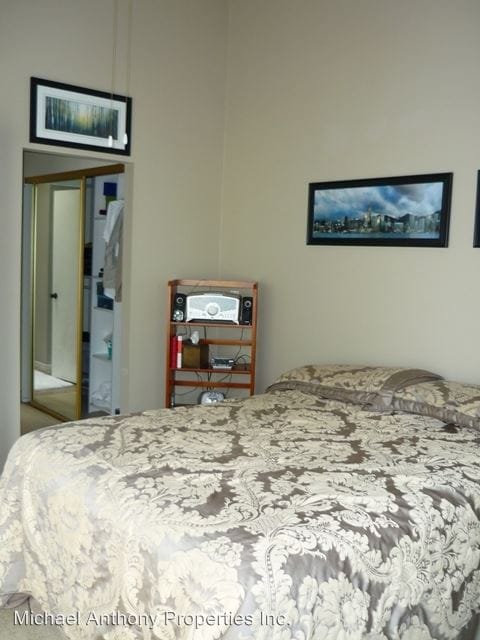 Building Photo - 3661 Avocado Village Ct