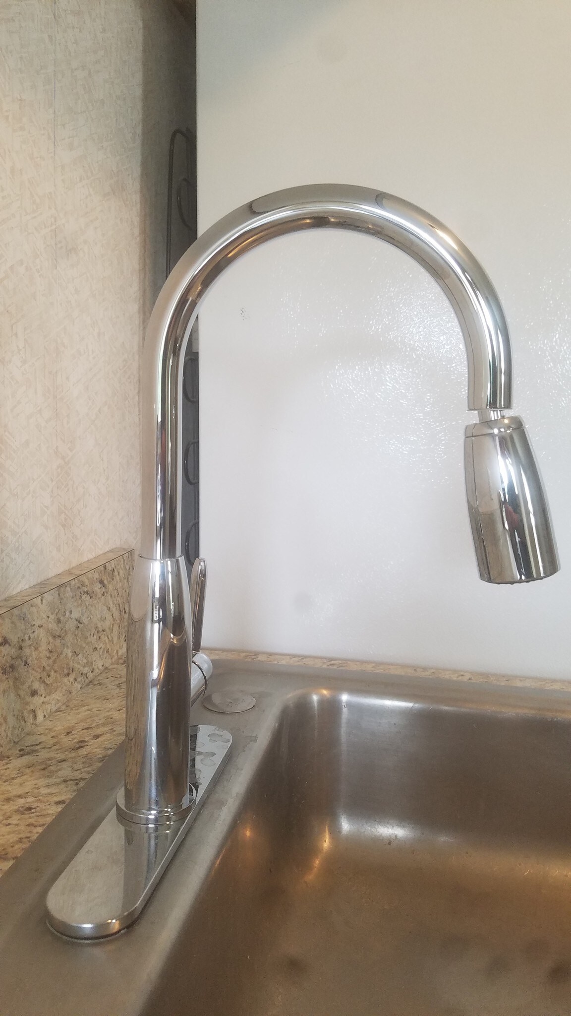 Building Photo - 749 S Millvale Ave