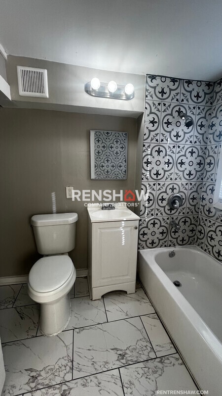 Building Photo - 1423 Lyndale Ave