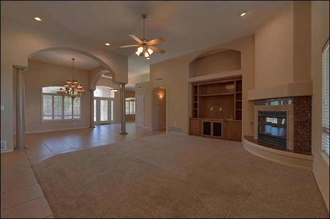 Building Photo - 1435 Cloud Ridge Dr