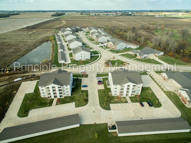 Building Photo - Pet Friendly Building at Woodsage Apartments