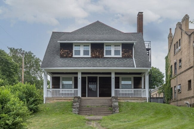 Building Photo - 1954 Indianola Ave