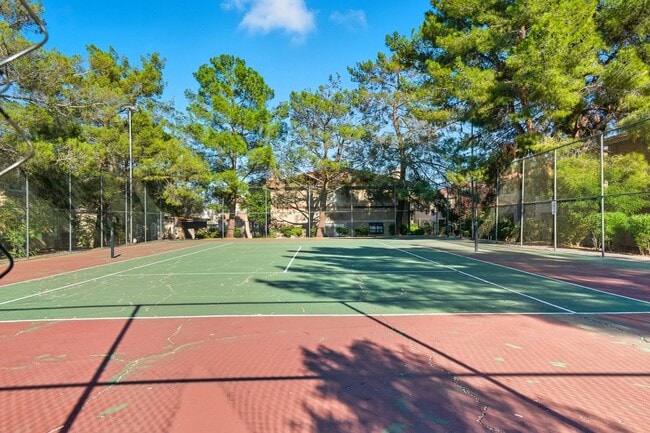 Building Photo - Stylish Summerlin-Area 2 Bedroom Condo wit...